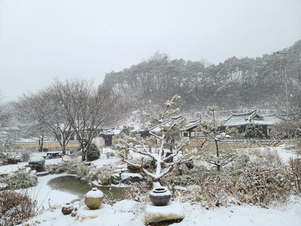 Tohyang Traditional House Bonghwa Exterior photo