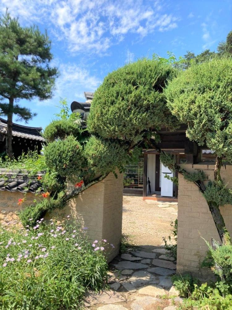 Tohyang Traditional House Bonghwa Exterior photo