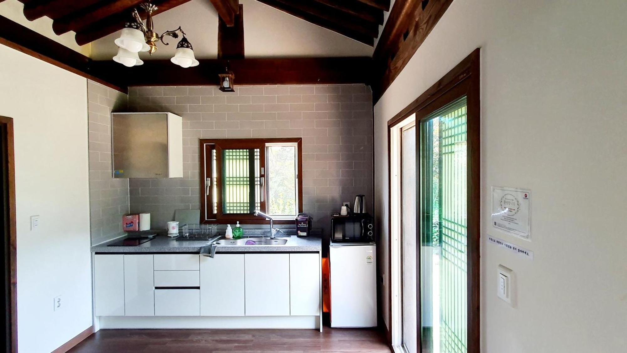 Tohyang Traditional House Bonghwa Room photo